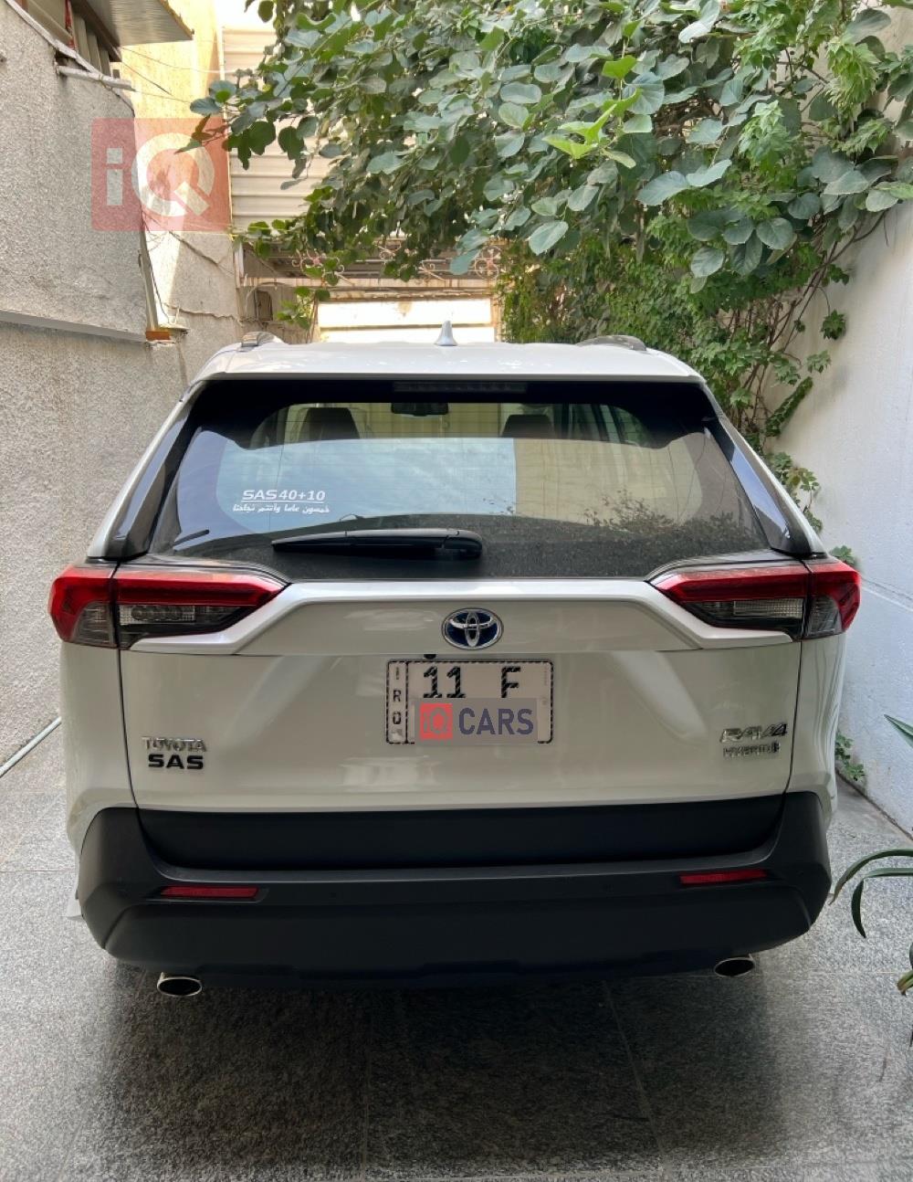 تۆیۆتا ڕاڤ 4